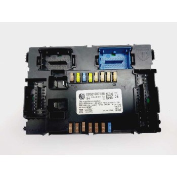 CAJA RELES / FUSIBLES 00521007580 28602608 