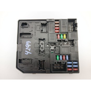 CAJA RELES / FUSIBLES 284B69501R 