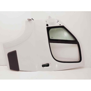 PUERTA DELANTERA IZQUIERDA 