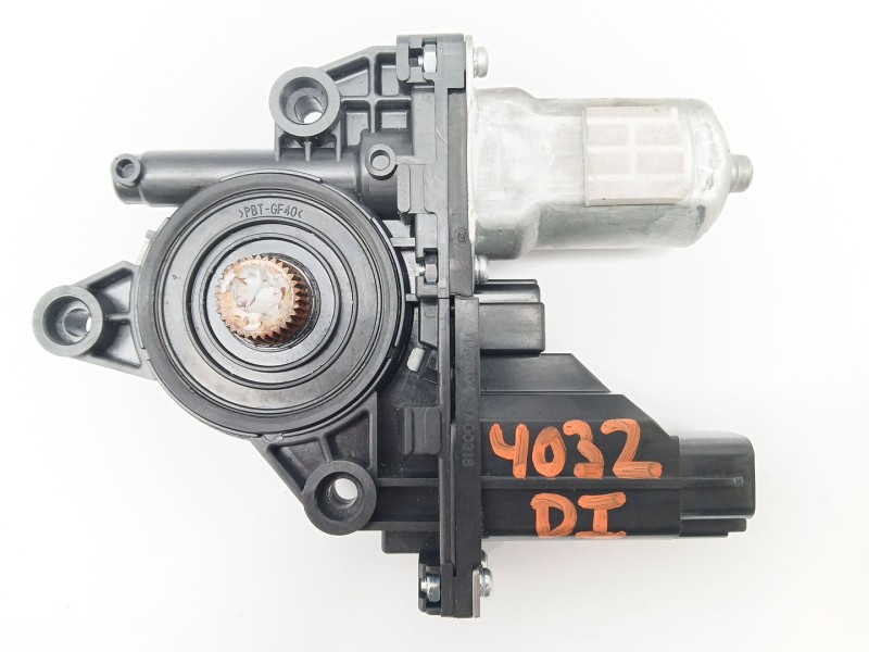 Recambio de motor elevalunas delantero izquierdo para kia carens iv 1.7 crdi referencia OEM IAM 82450A4010  DH0620202950