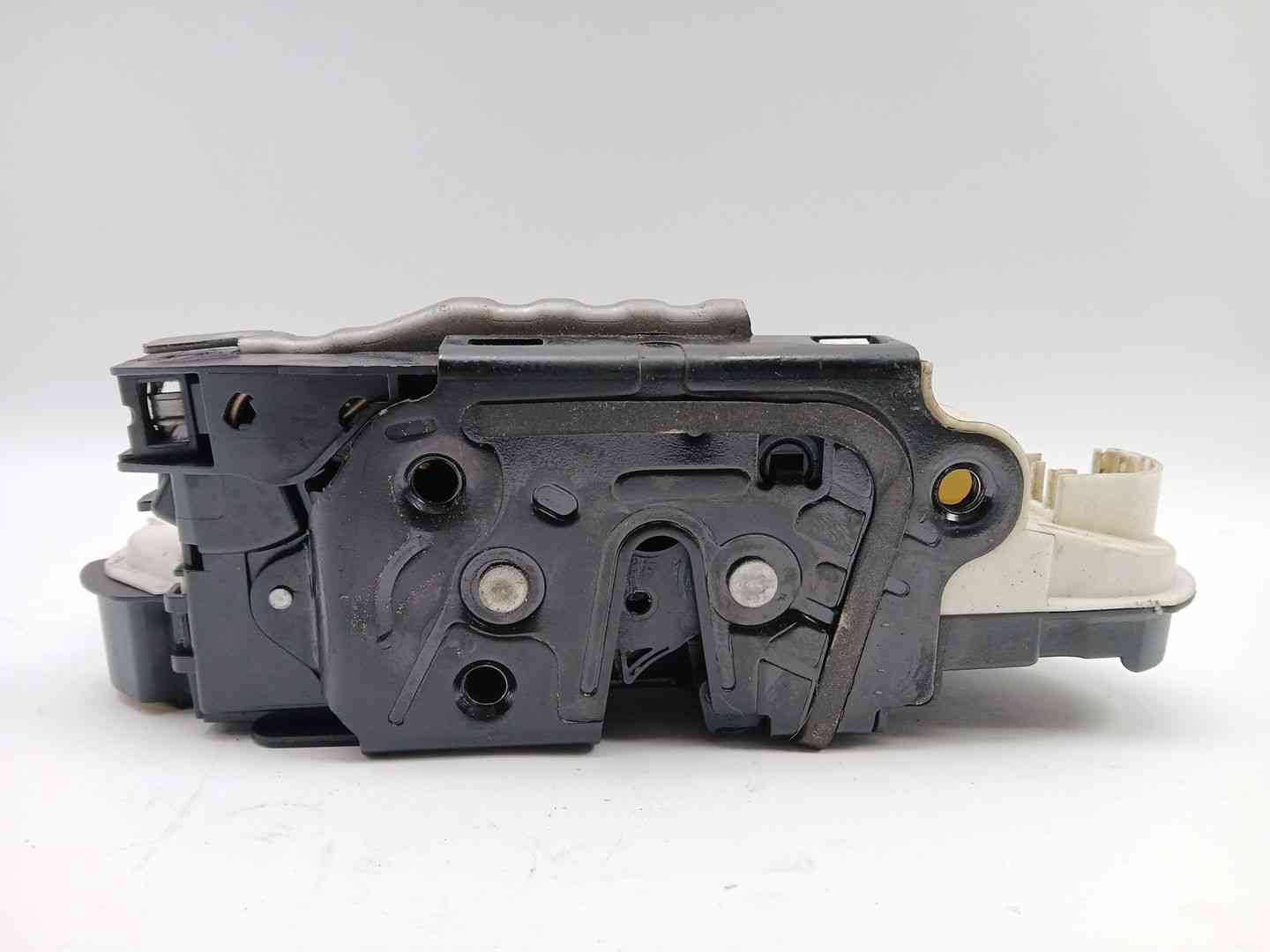 CERRADURA PUERTA DELANTERA IZQUIERDA VOLKSWAGEN PASSAT B8 Variant (3G5, CB5) 5E1837015A 5E1837015A