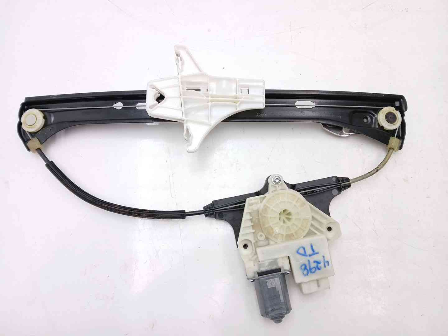 ELEVALUNAS TRASERO DERECHO VOLKSWAGEN PASSAT B8 Variant (3G5, CB5) 3G9839462A / 5Q4959811E 3G9839462A5Q4959811E - Vista 3