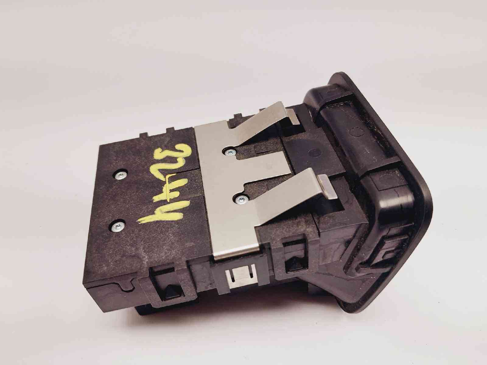 FRENO DE MANO ELECTRICO MERCEDES-BENZ CLASE CLA (W117) A2469050451 / 15463599 A246905045115463599 - Vista 2