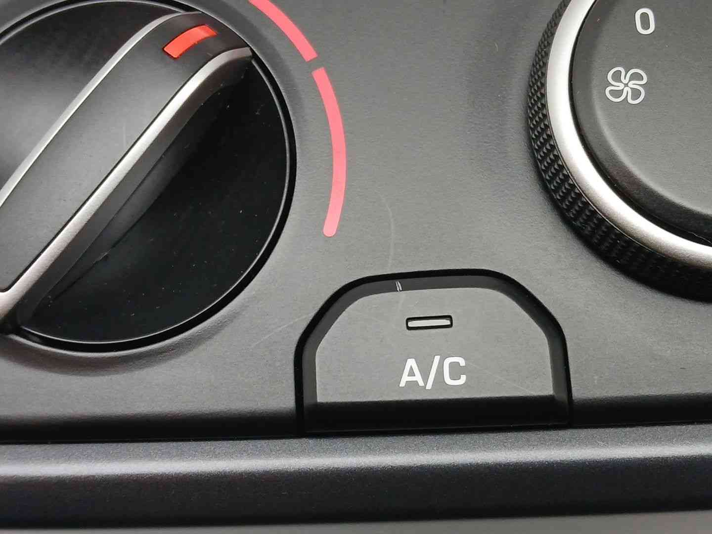 MANDO CLIMATIZADOR HYUNDAI BAYON (BC3) 97250Q0010 97250Q0010 - Vista 2