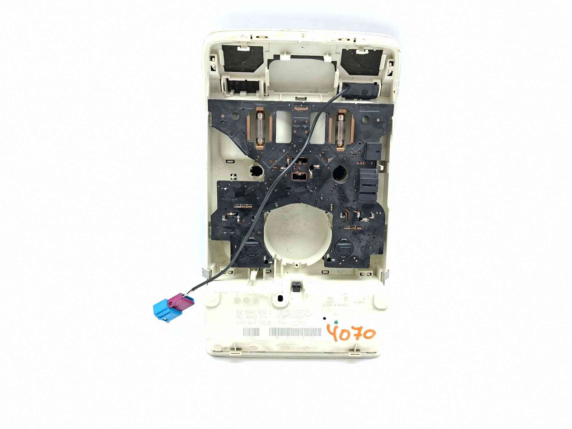 LUZ INTERIOR AUDI A5 (8T3) 8T0947135B 8T0947135B - Vista 2