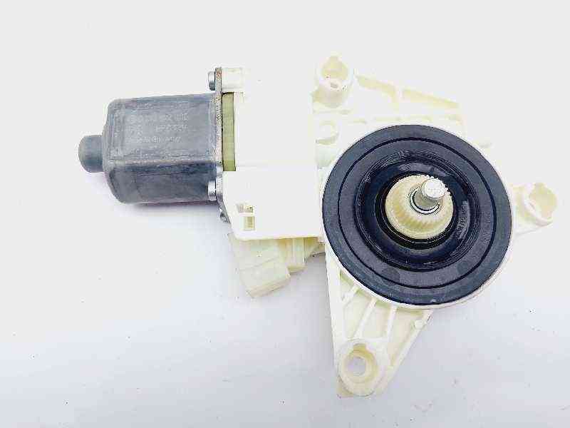 MOTOR ELEVALUNAS DELANTERO IZQUIERDO MERCEDES-BENZ GLA (CLASE 245 G) A2469065100 A2469065100 - Vista 3
