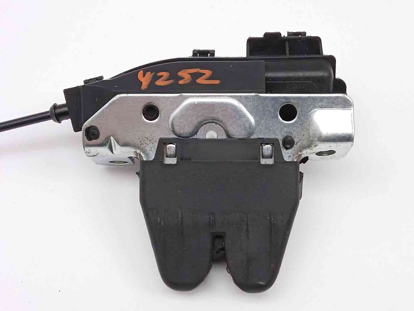 CERRADURA MALETERO / PORTON MERCEDES-BENZ CLASE C (W204) A2047500185 A2047500185