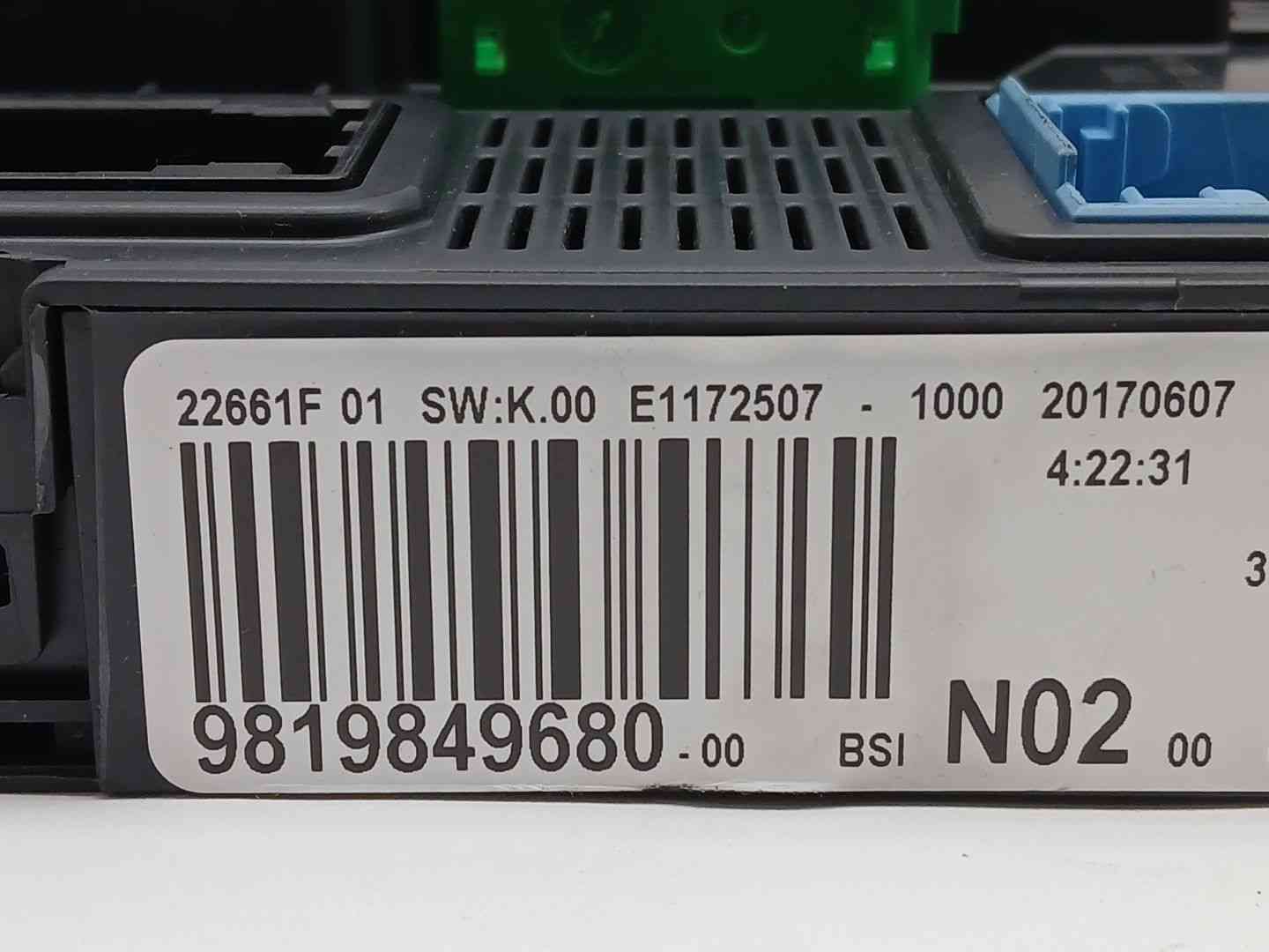 CAJA RELES / FUSIBLES CITROËN C-ELYSEE (DD_) 9819849680 / 22661F / 9819849680 981984968022661F9819849680 - Vista 3