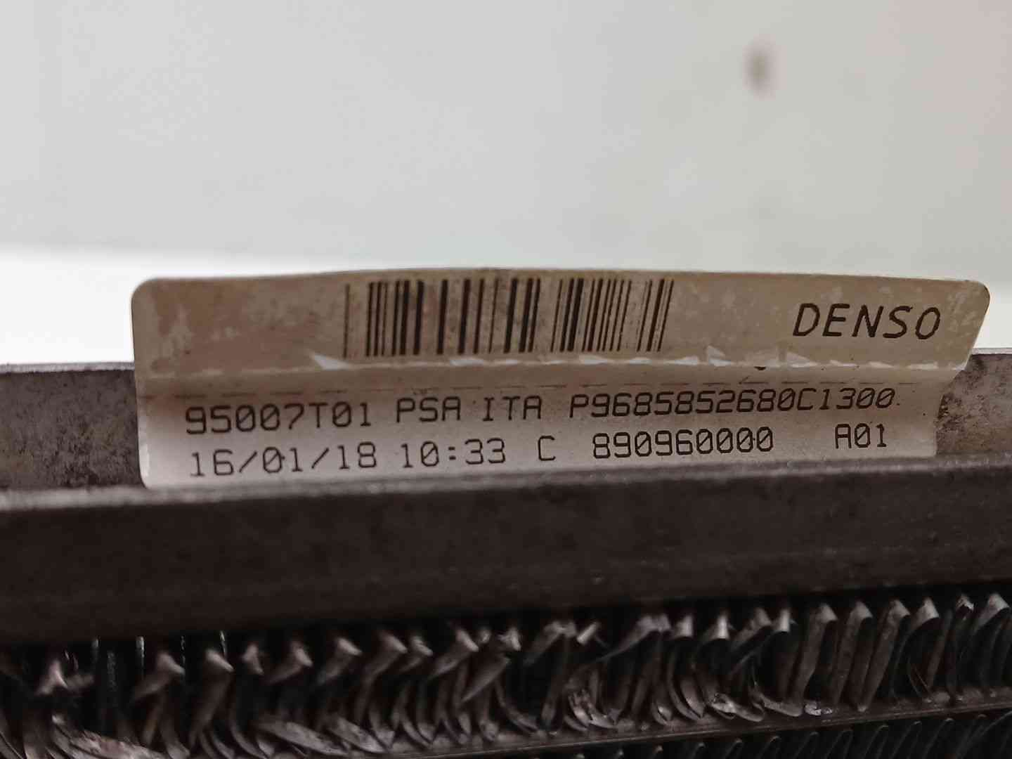 RADIADOR AGUA CITROËN C3 AIRCROSS II (2R_, 2C_) 890960000 / 95007T01 / 9685852680 89096000095007T019685852680 - Vista 3