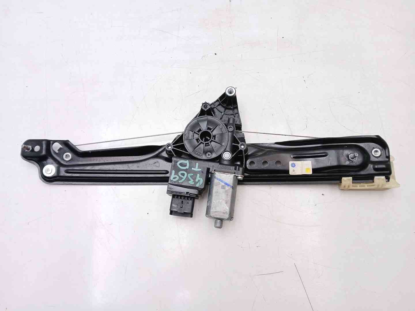 ELEVALUNAS TRASERO DERECHO CITROËN C3 AIRCROSS II (2R_, 2C_) 39137866 / 98830P1T20 3913786698830P1T20 - Vista 3