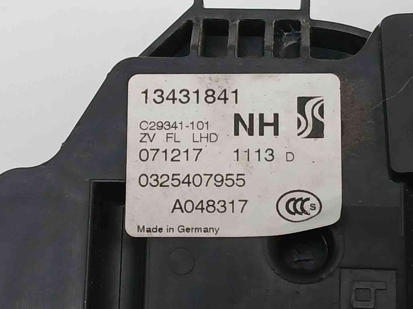 CERRADURA PUERTA DELANTERA IZQUIERDA OPEL CORSA E (X15) 13431841 / 13431841 1343184113431841 - Vista 3