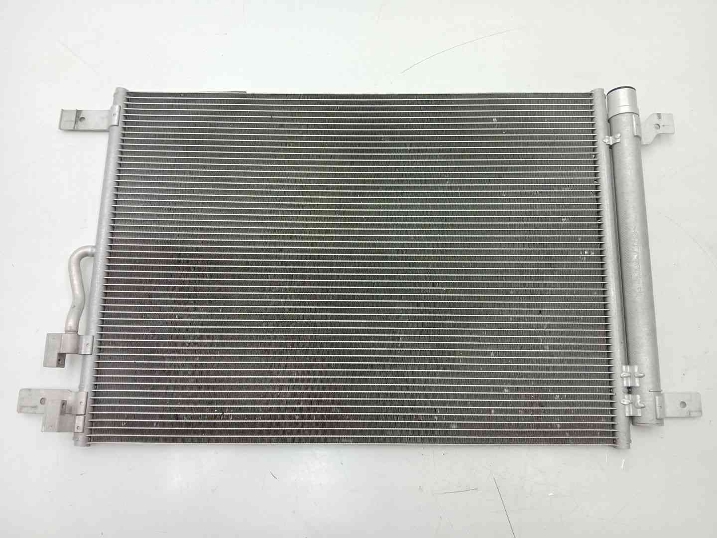 CONDENSADOR / RADIADOR AIRE ACONDICIONADO AUDI A3 Sportback (8YA, 8YF) 5WA816411C / 5WA816411C 5WA816411C5WA816411C