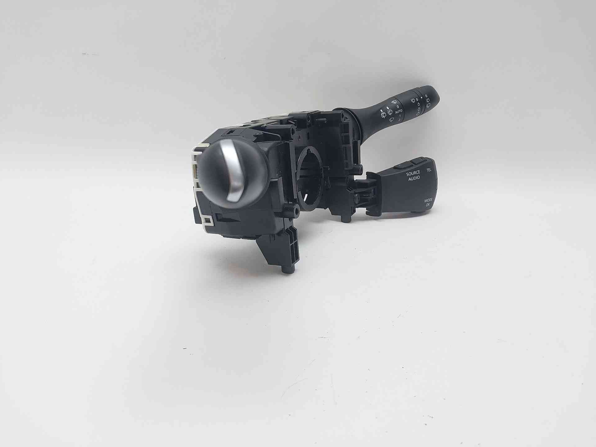 MANDO MULTIFUNCION RENAULT MEGANE IV Hatchback (B9A/M/N_) 255678341R / 16317SD2 255678341R16317SD2 - Vista 3