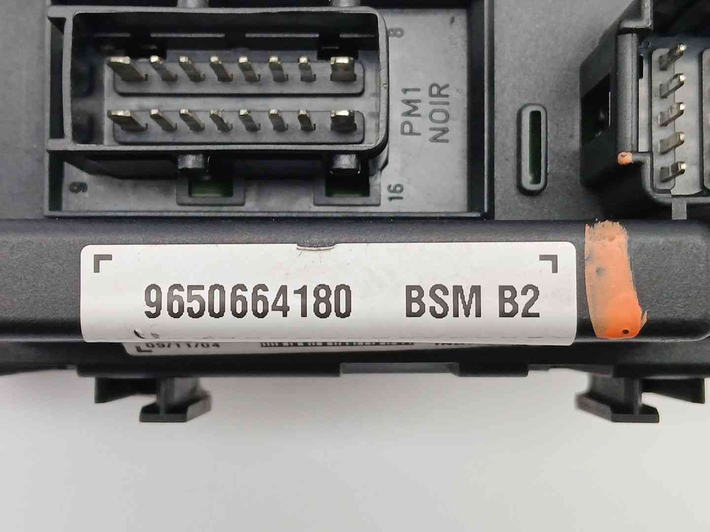 CAJA RELES / FUSIBLES PEUGEOT 206 Hatchback (2A/C) 9650664180 9650664180 - Vista 2