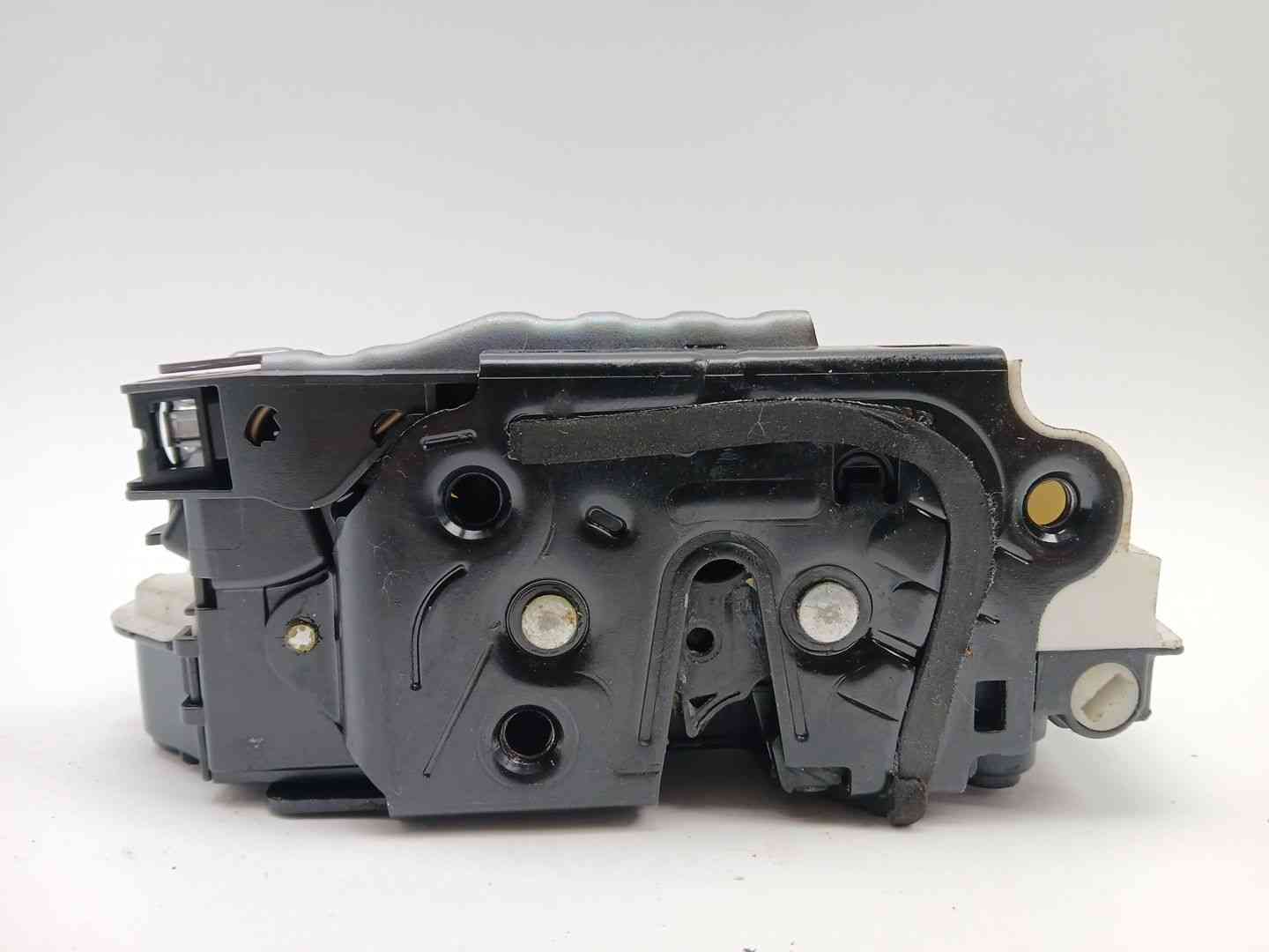 CERRADURA PUERTA TRASERA IZQUIERDA VOLKSWAGEN TIGUAN (5N_) 5N0839015A / 5N0839015A 5N0839015A5N0839015A