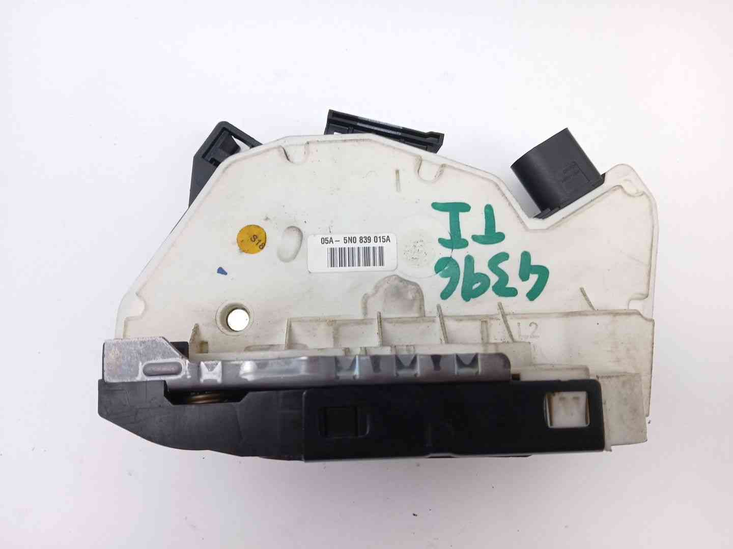 CERRADURA PUERTA TRASERA IZQUIERDA VOLKSWAGEN TIGUAN (5N_) 5N0839015A / 5N0839015A 5N0839015A5N0839015A - Vista 2