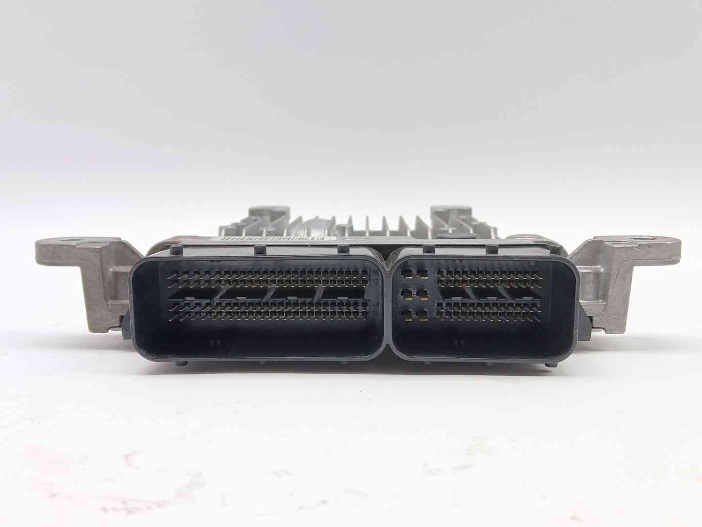 CENTRALITA MOTOR UCE MERCEDES-BENZ CLASE C (W205) 28448056 / A6519004500 28448056A6519004500 - Vista 2