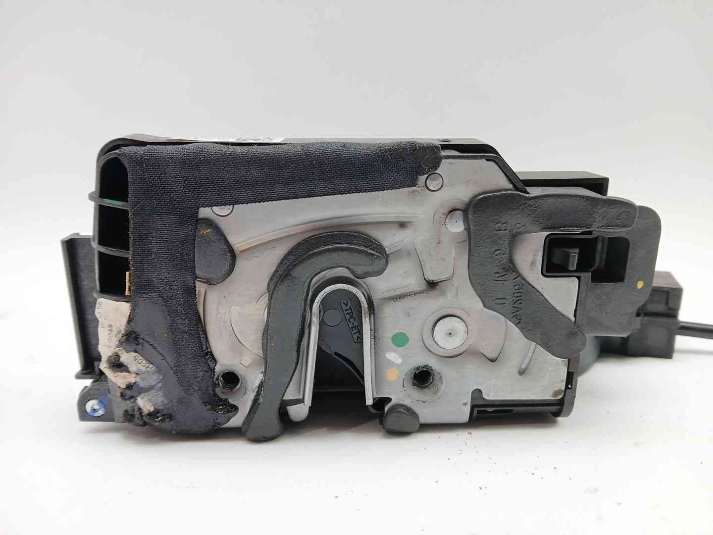 CERRADURA PUERTA TRASERA DERECHA MERCEDES-BENZ CLASE C (W205) A0997303800 / A0997303800 A0997303800A0997303800