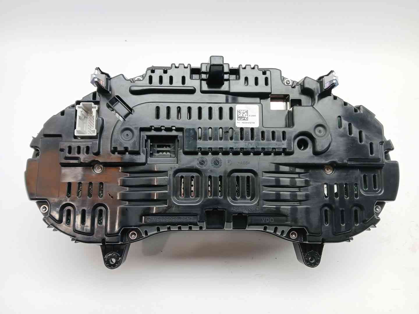 CUADRO INSTRUMENTOS MERCEDES-BENZ CLASE C (W205) A2059014706 / A2059000016 A2059014706A2059000016 - Vista 2