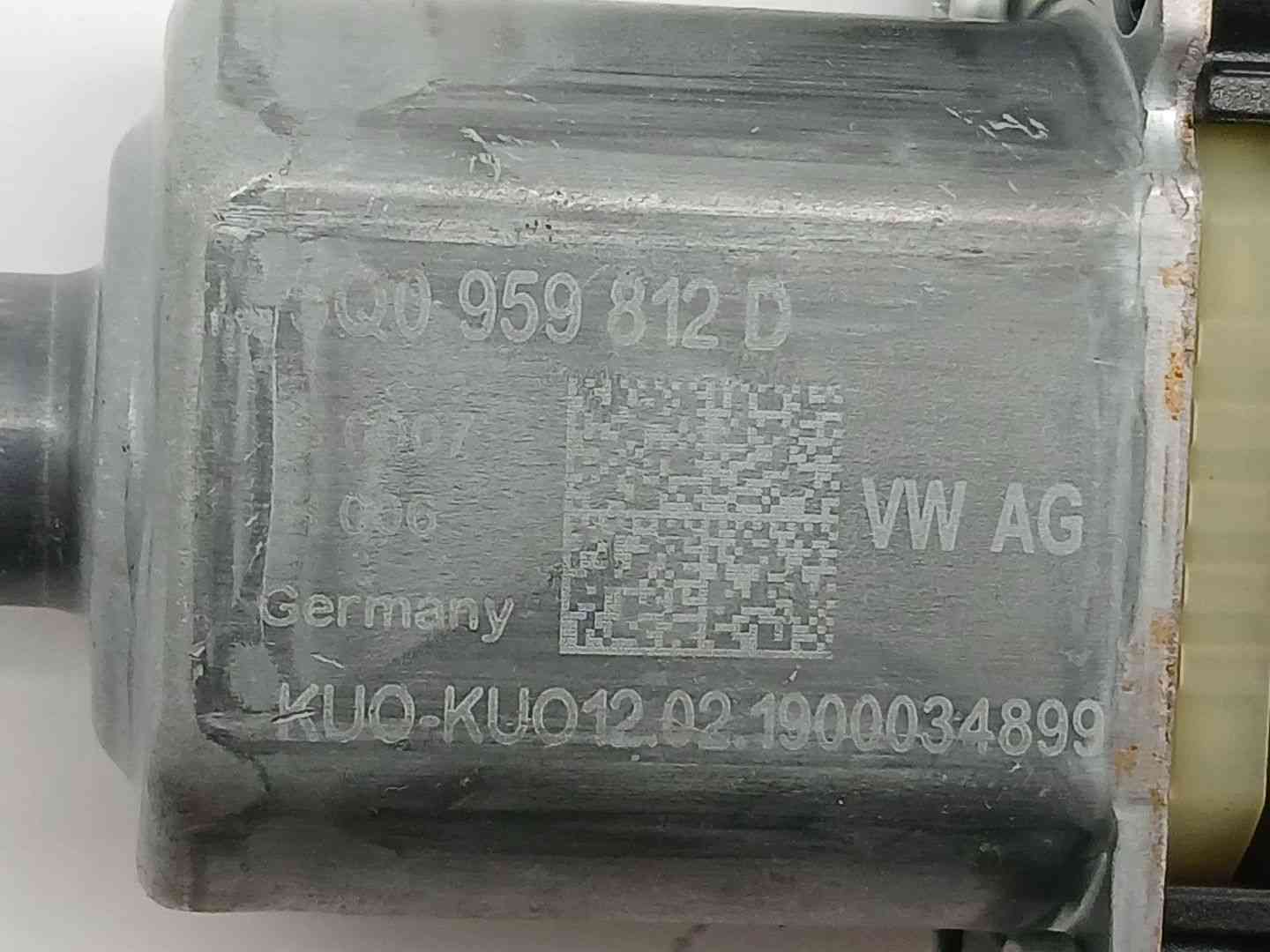 MOTOR ELEVALUNAS TRASERO DERECHO AUDI A1 Sportback (GBA) 5Q0959812D / 5Q0959812D 5Q0959812D5Q0959812D - Vista 3