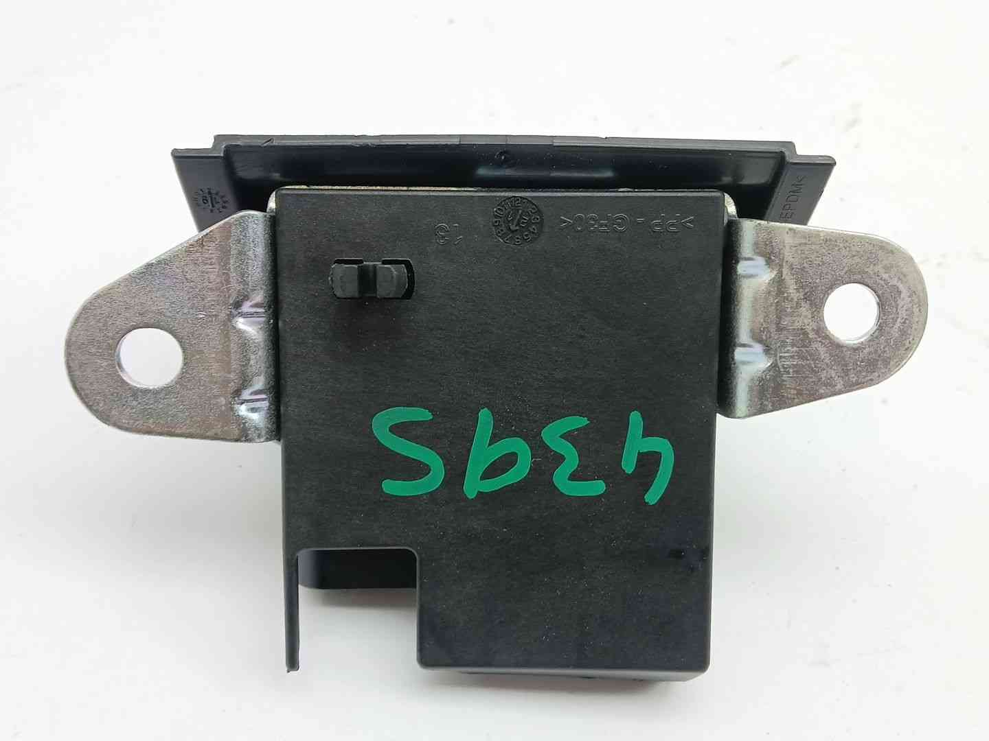 CERRADURA MALETERO / PORTON VOLKSWAGEN GOLF VIII (CD1, DA1) 2G6827505B / 2G6827505B 2G6827505B2G6827505B - Vista 2