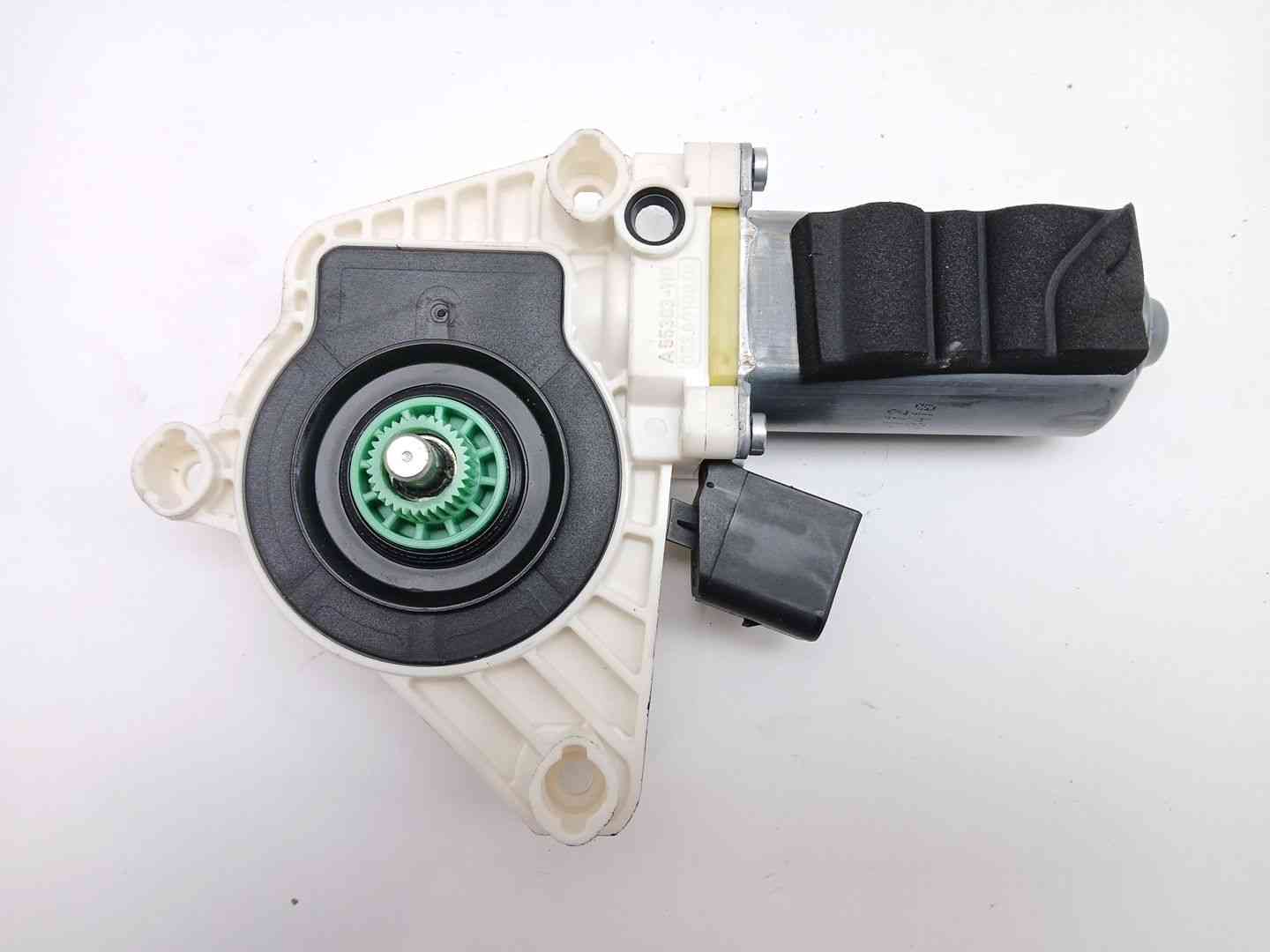 MOTOR ELEVALUNAS TRASERO DERECHO MERCEDES-BENZ CLA Shooting Brake (X117) A2078200542 / A2078200542 A2078200542A2078200542