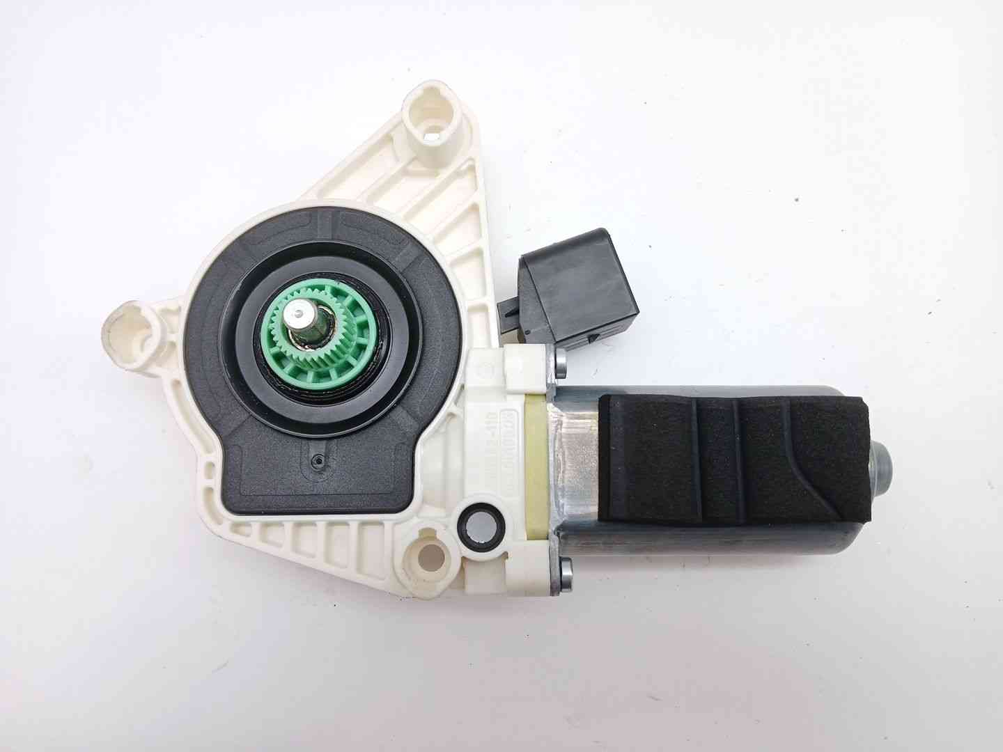 MOTOR ELEVALUNAS TRASERO IZQUIERDO MERCEDES-BENZ CLA Shooting Brake (X117) A2078200642 / A2078200642 A2078200642A2078200642