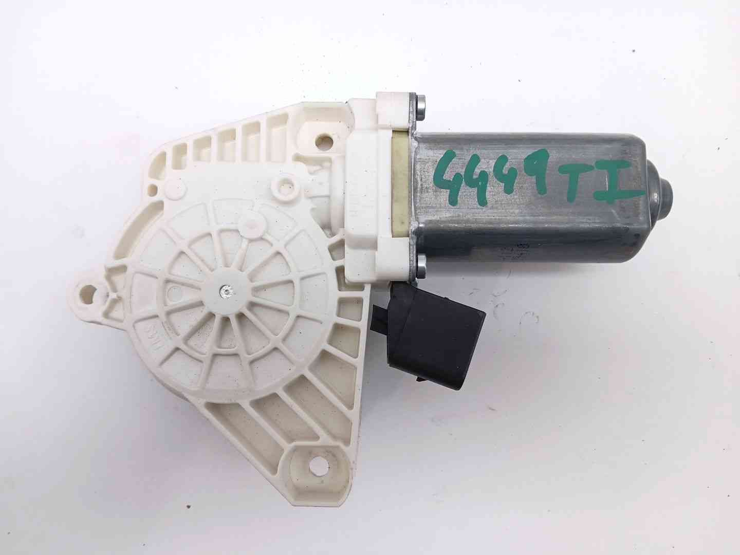 MOTOR ELEVALUNAS TRASERO IZQUIERDO MERCEDES-BENZ CLA Shooting Brake (X117) A2078200642 / A2078200642 A2078200642A2078200642 - Vista 2