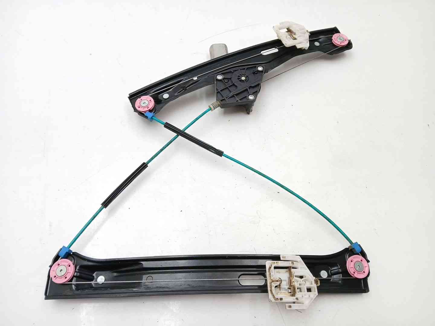 ELEVALUNAS DELANTERO DERECHO BMW 1 (F20) 71015003 / 5YY0568 / 724256208 710150035YY0568724256208