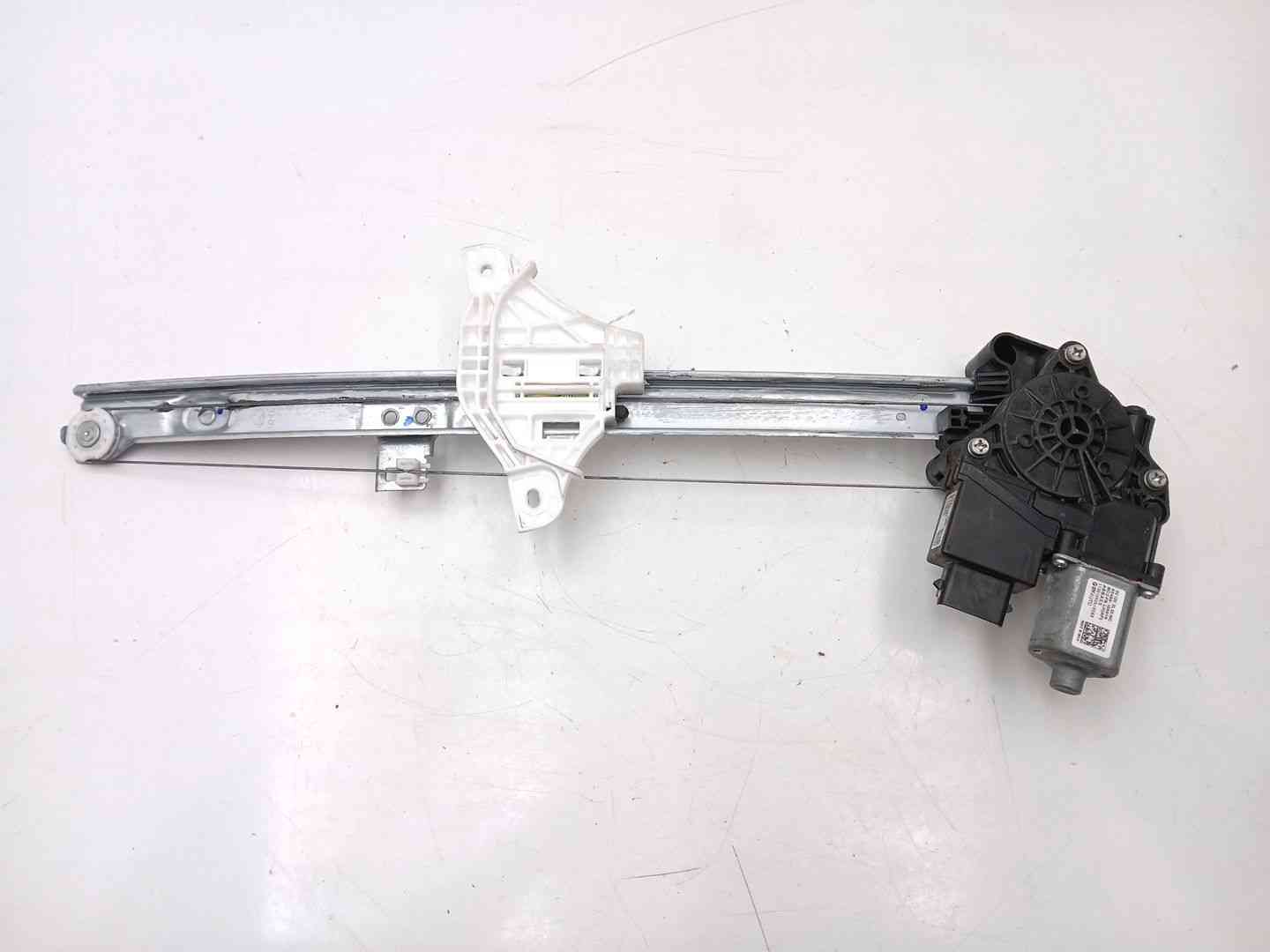 ELEVALUNAS DELANTERO IZQUIERDO HYUNDAI i20 III (BC3, BI3) 82450Q0010 / 82450Q0010 82450Q001082450Q0010 - Vista 2