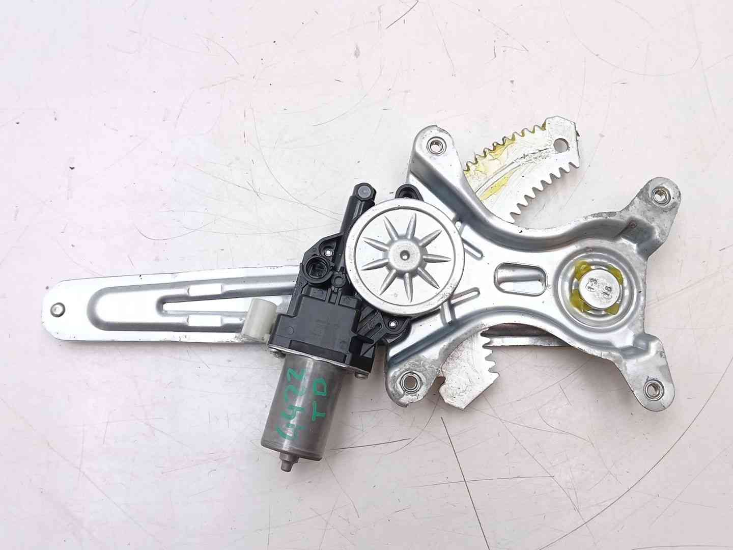 ELEVALUNAS TRASERO DERECHO SUZUKI SX4 S-CROSS (JY) 2621005680 / 8353061M00 26210056808353061M00 - Vista 2