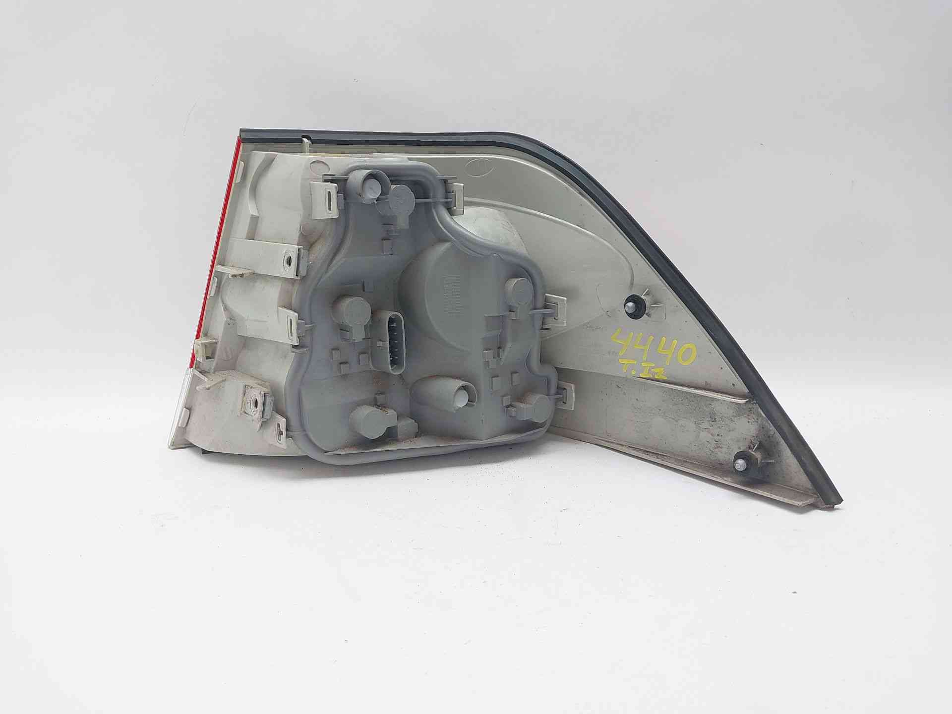 PILOTO TRASERO IZQUIERDO OPEL ASTRA H Sedán (A04) 1222779 / 43250751 122277943250751 - Vista 3