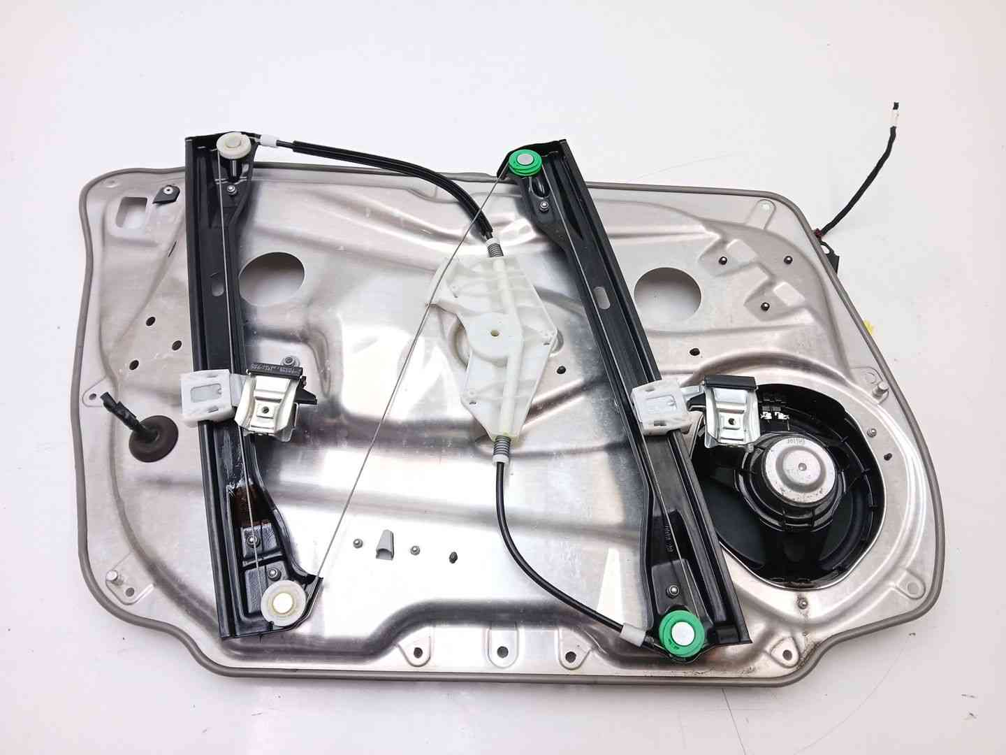 ELEVALUNAS DELANTERO DERECHO MERCEDES-BENZ CLASE C (W204) A2047200635 / A2048210751 / A2047600834 A2047200635A2048210751A2047600834