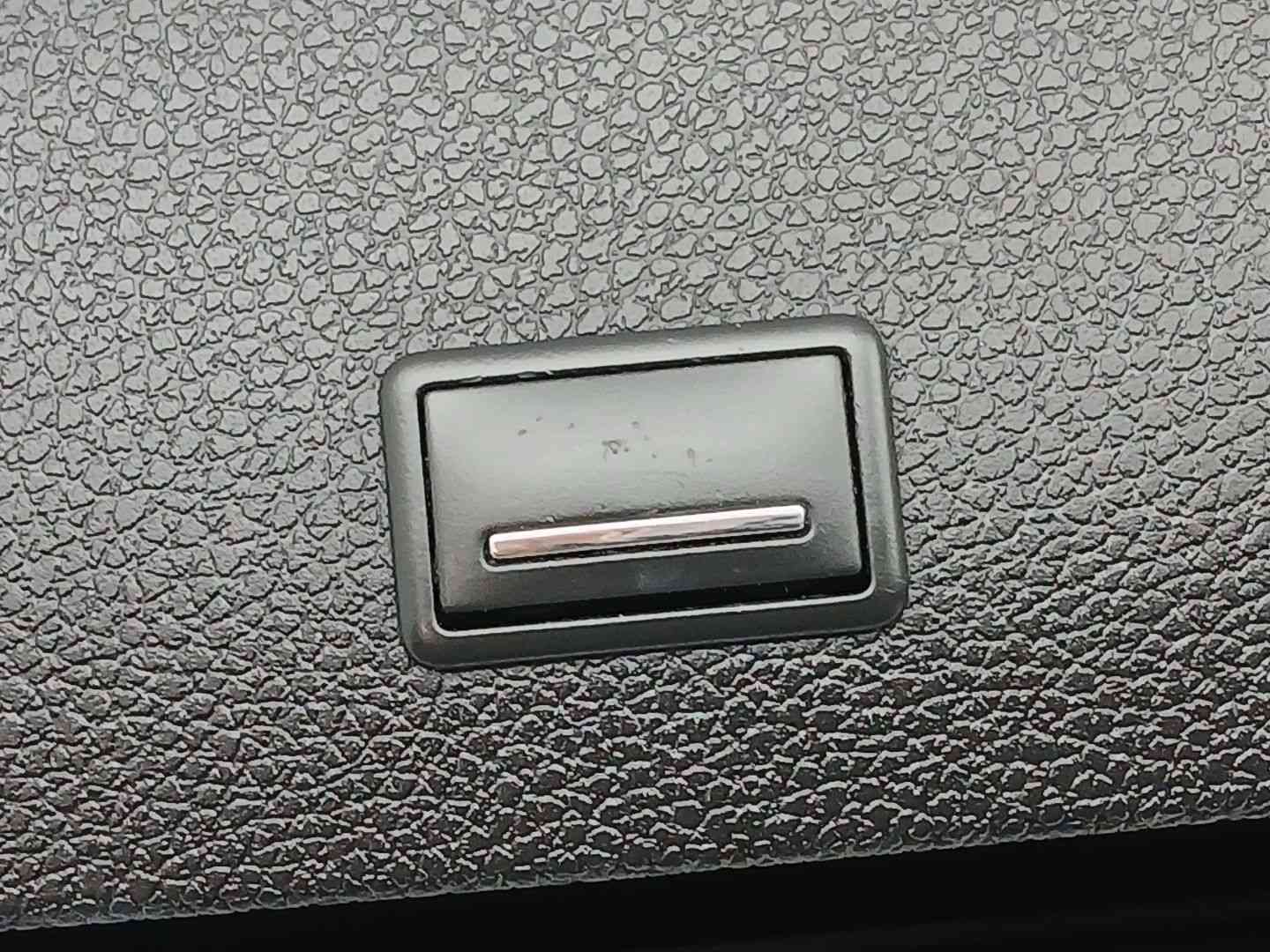 PANTALLA MULTIFUNCION MERCEDES-BENZ CLASE C (W204) A2048204297 / A2048204297 A2048204297A2048204297 - Vista 3