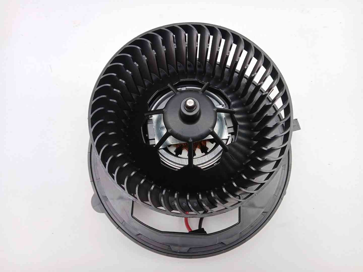 MOTOR CALEFACCION VOLKSWAGEN TOURAN (5T1) T72367C / 5WB819021A T72367C5WB819021A