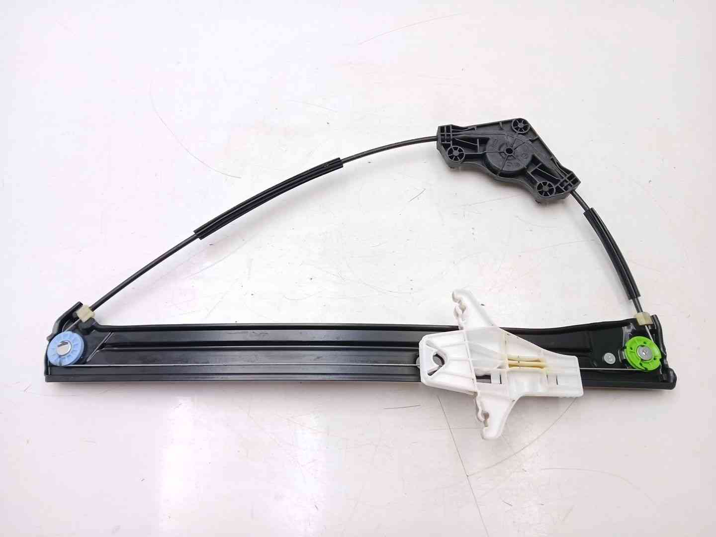 ELEVALUNAS TRASERO IZQUIERDO VOLKSWAGEN TOURAN (5T1) 5TA839461B / 5TA839461B 5TA839461B5TA839461B