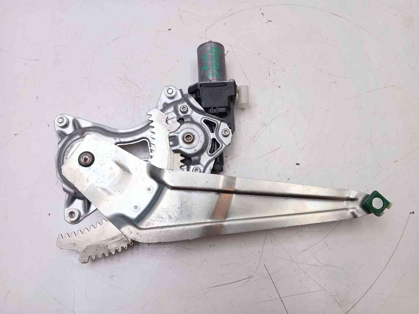ELEVALUNAS TRASERO IZQUIERDO SUZUKI SWIFT V (AZ) 2621005670 / 8356061M00 26210056708356061M00