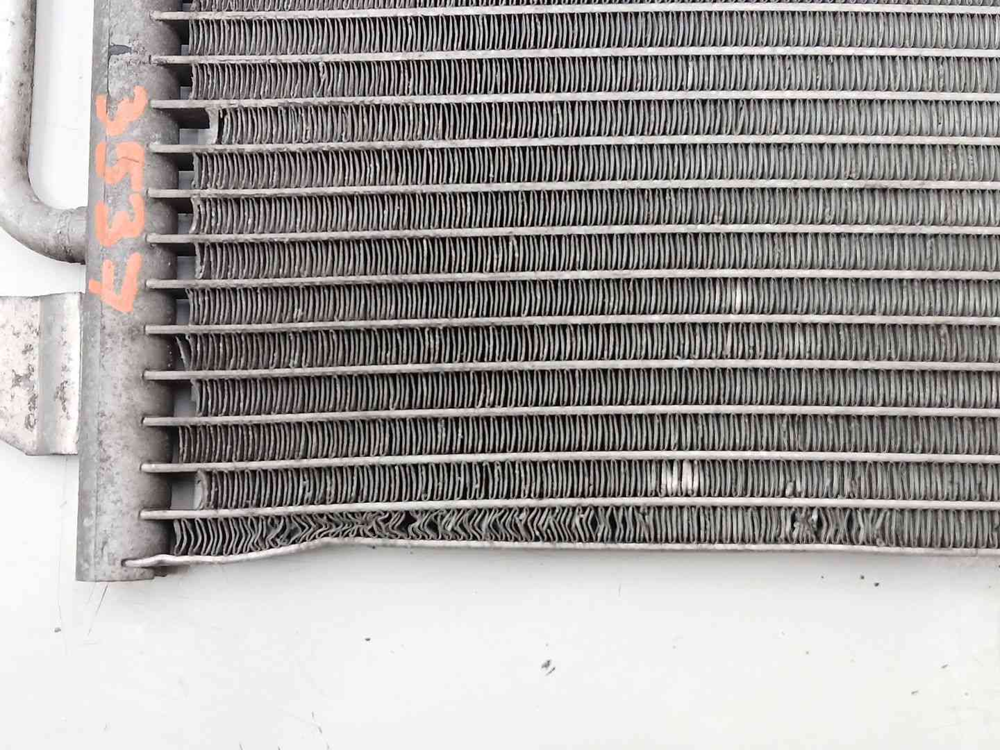 CONDENSADOR / RADIADOR AIRE ACONDICIONADO VOLKSWAGEN POLO (6R1) 6R0820411D 6R0820411D - Vista 2