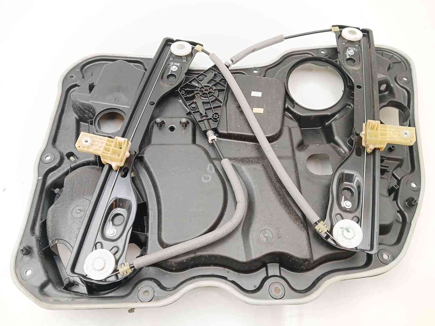 ELEVALUNAS DELANTERO IZQUIERDO JEEP CHEROKEE (KL) 68227257AA / 931400104 / P56038976AA 68227257AA931400104P56038976AA