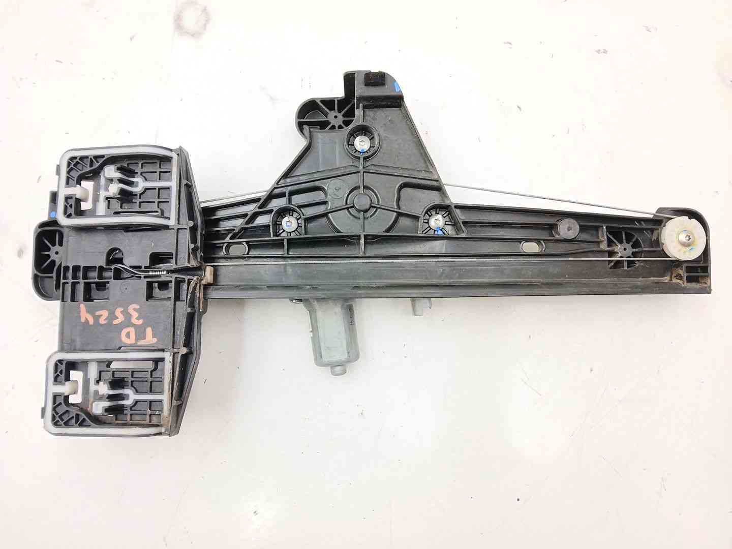 ELEVALUNAS TRASERO DERECHO OPEL CORSA F 9829045580 / 39182146 / 9829045280 9829045580391821469829045280