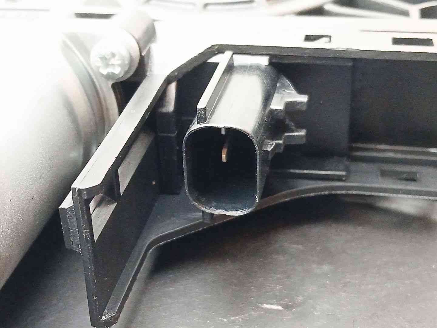 ELEVALUNAS TRASERO IZQUIERDO JEEP CHEROKEE (KL) 68227457AA / 931402103 / P56046957AA 68227457AA931402103P56046957AA - Vista 3