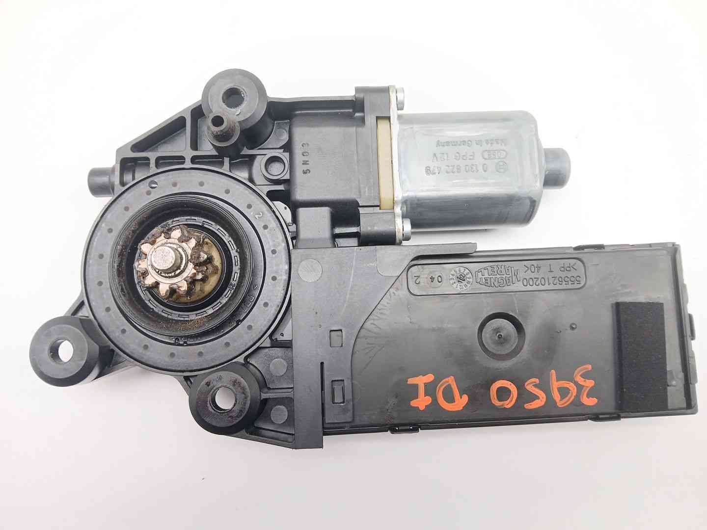 MOTOR ELEVALUNAS DELANTERO IZQUIERDO RENAULT MEGANE III Hatchback (BZ0/1_, B3_) 807315510R 807315510R - Vista 3
