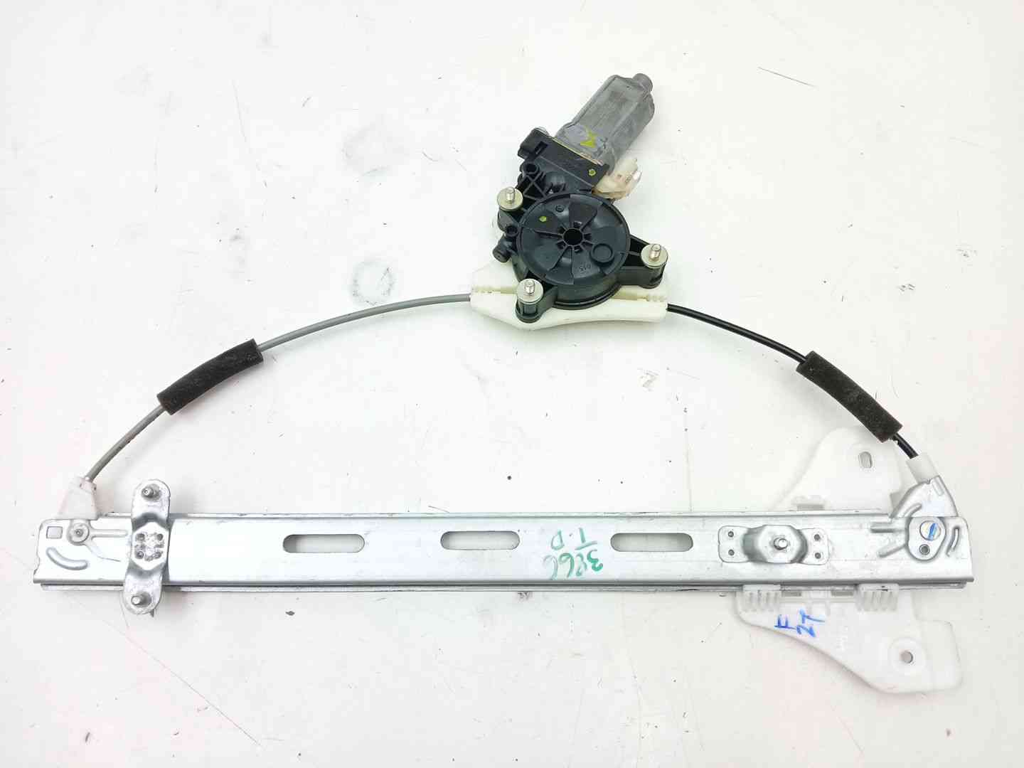 ELEVALUNAS TRASERO DERECHO HYUNDAI i20 II (GB, IB) 83404C7010 / 83402C7010 83404C701083402C7010