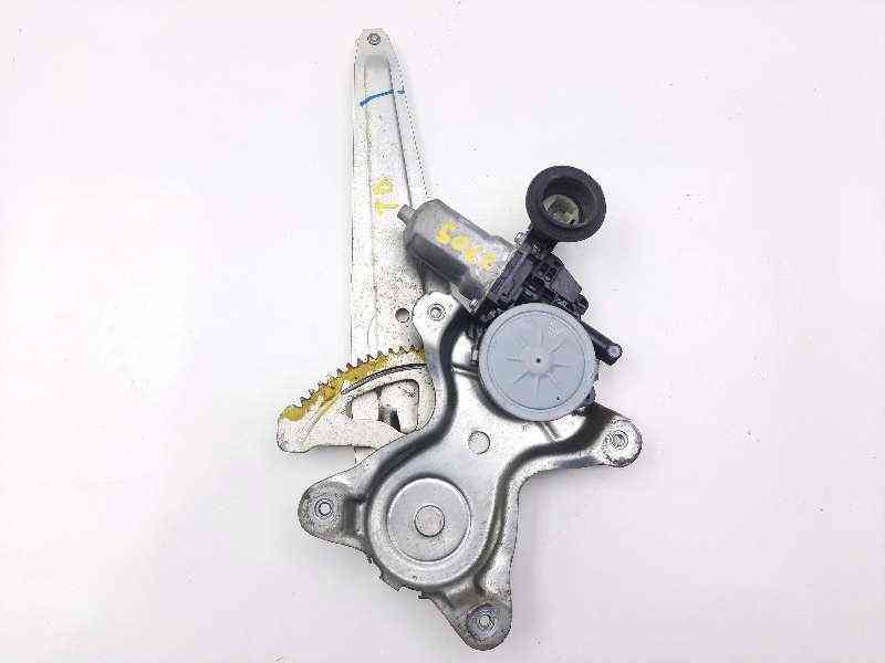 ELEVALUNAS TRASERO DERECHO LEXUS IS200 (DS2/IS2) 8572058010 / 0620401770 85720580100620401770