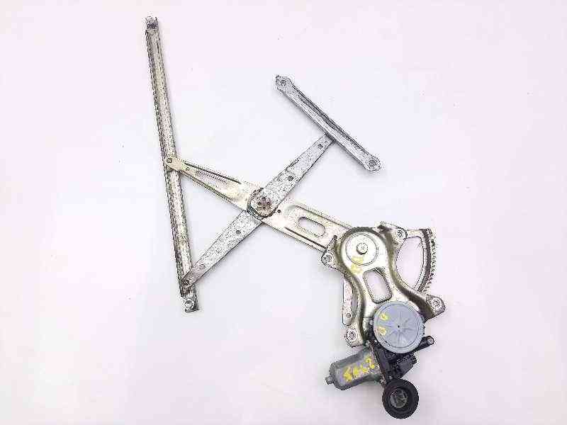 ELEVALUNAS DELANTERO DERECHO LEXUS IS200 (DS2/IS2) 8571058010 / 0620401760 85710580100620401760