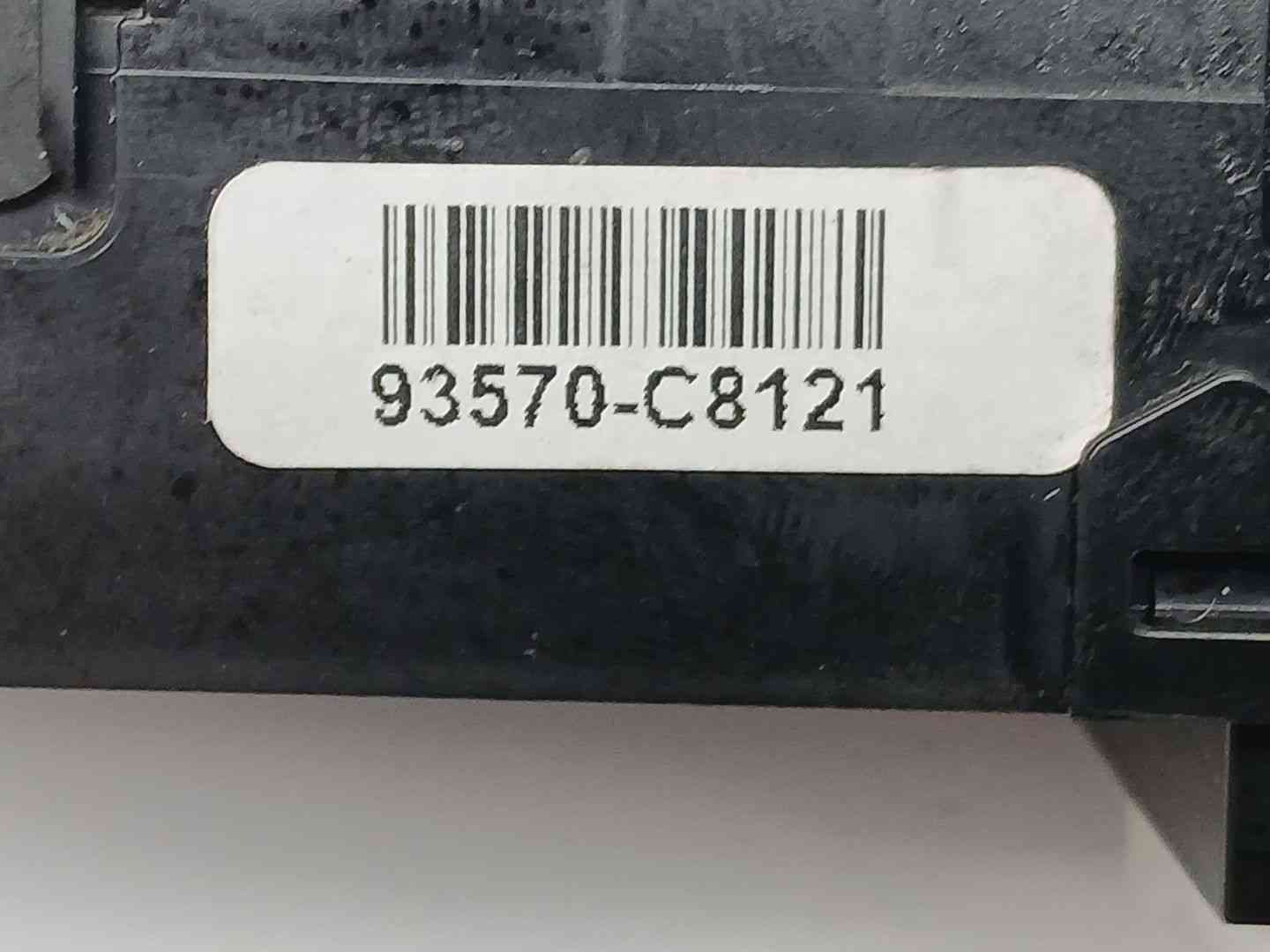 MANDO ELEVALUNAS DELANTERO IZQUIERDO HYUNDAI i20 II (GB, IB) 93570C8121 93570C8121 - Vista 3