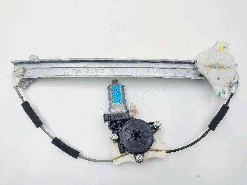 ELEVALUNAS TRASERO DERECHO HYUNDAI I20 ACTIVE 82402C7010 82402C7010