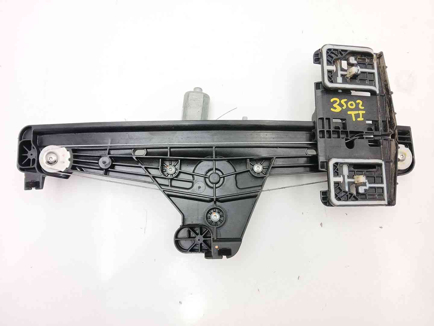 ELEVALUNAS TRASERO IZQUIERDO OPEL CORSA F 9829045980 / 430113E0 9829045980430113E0