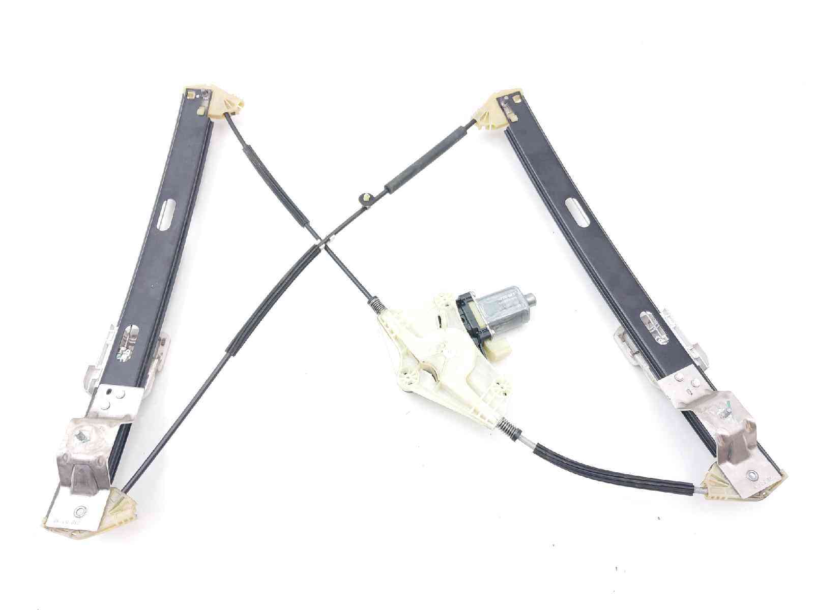 ELEVALUNAS DELANTERO IZQUIERDO SEAT LEON (5F1) 5Q0959801B / 0130822717 5Q0959801B0130822717