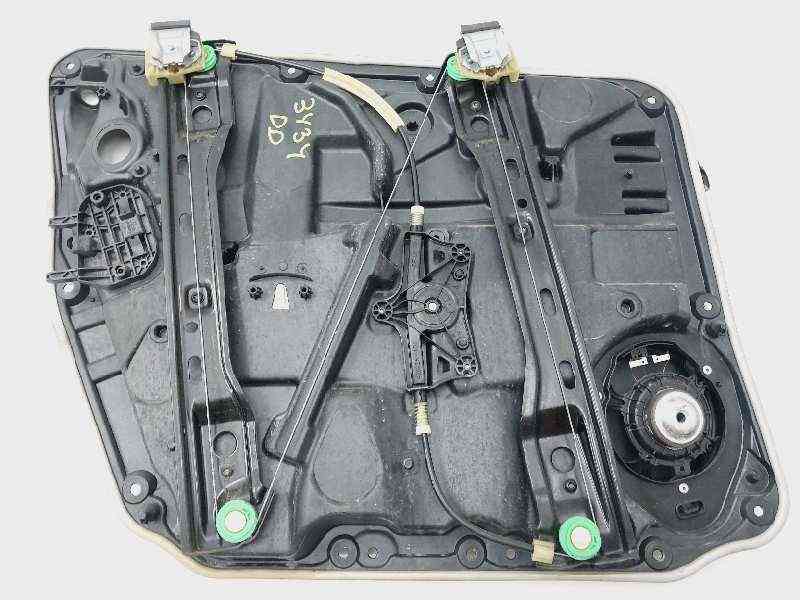 ELEVALUNAS DELANTERO DERECHO MERCEDES-BENZ CLASE B (W246) A2467200279 / A1667200435 / A2467230314 A2467200279A1667200435A2467230314